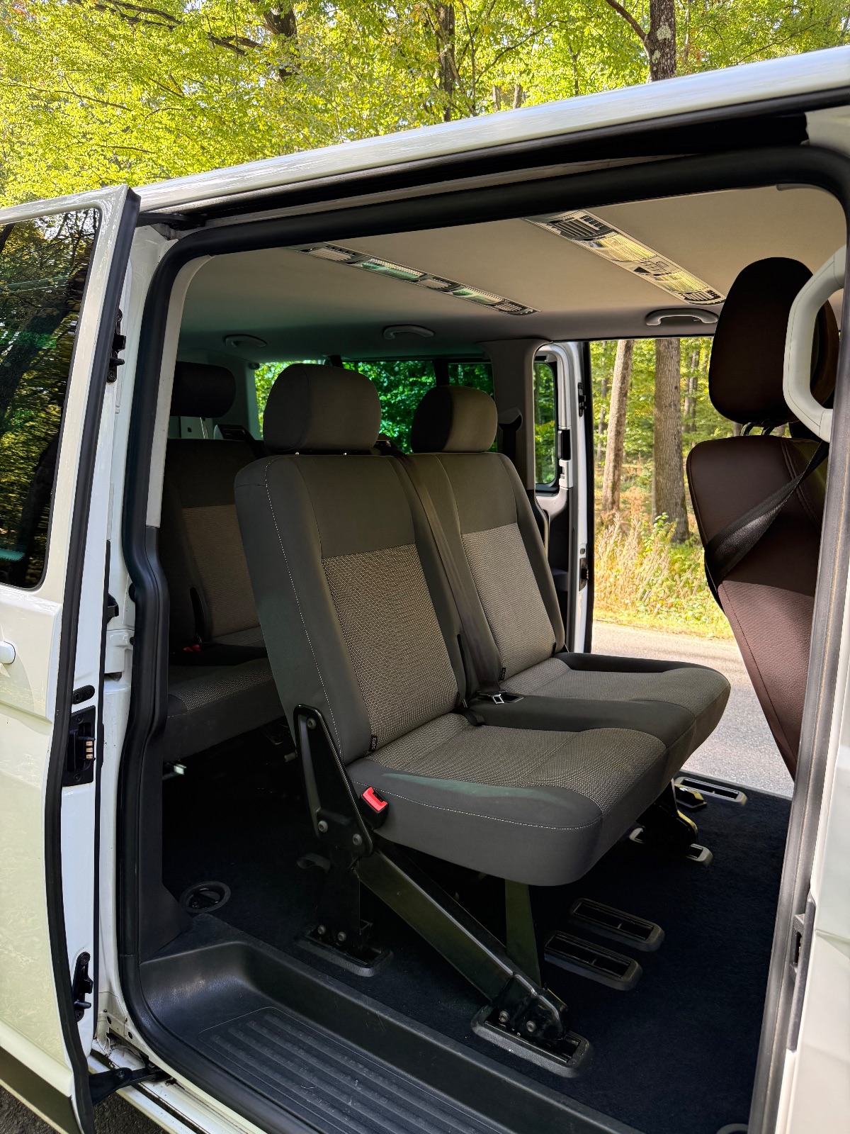 Volkswagen T6 Caravelle, poza 5 din 10